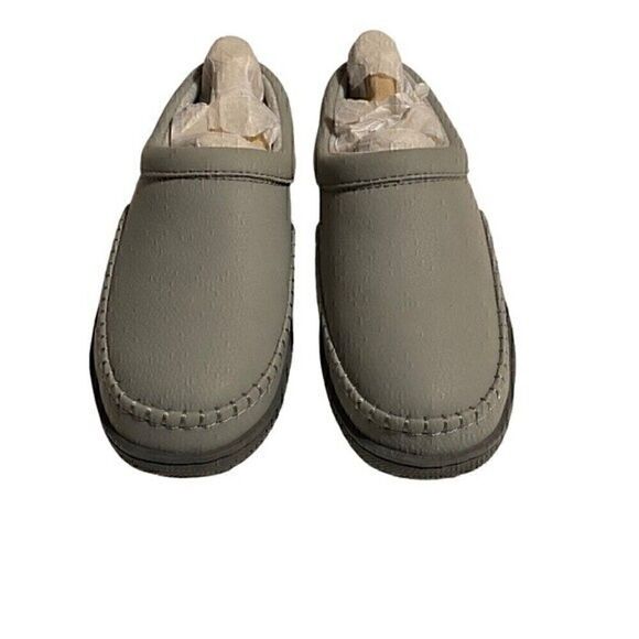 MySlippers Moccasins Women’s 7 Light Gray Slip On Loafer Casual Comfort NWOB - Picture 1 of 9
